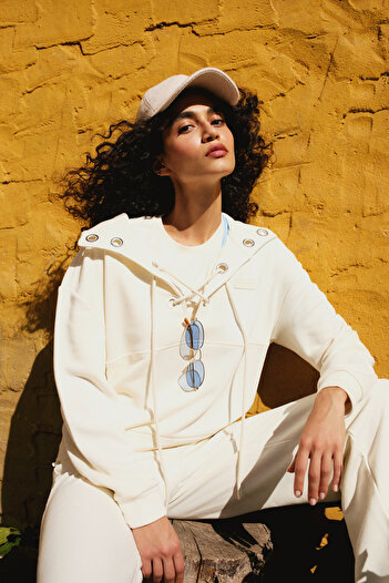 Penti White Collar Detailed Monaco Sweatshirt - Saude Collection