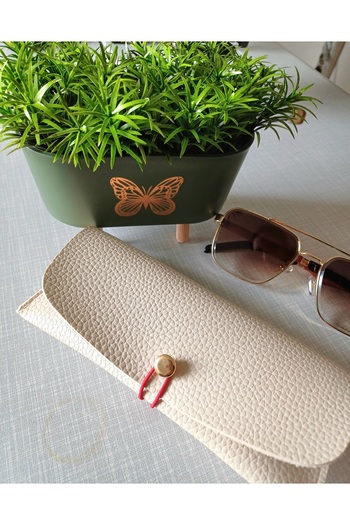 BAYDUK Beige Glasses Case with Red String