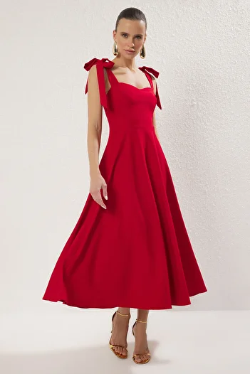 Trendyol Collection Piros A-vonalú pántos fűzős ballagási estélyi elegáns ruha TPRSS24EL00251