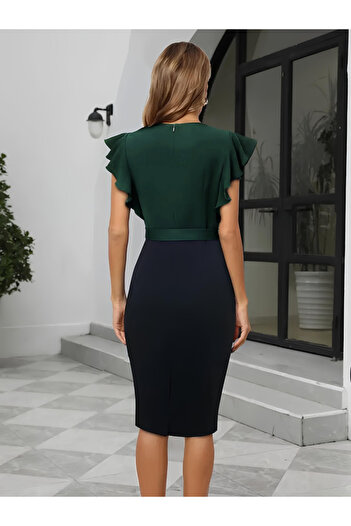 buğrahayalin Women's Short Sleeve Double Breasted Neckline Waist Belted Block Print Imported Crepe Dress