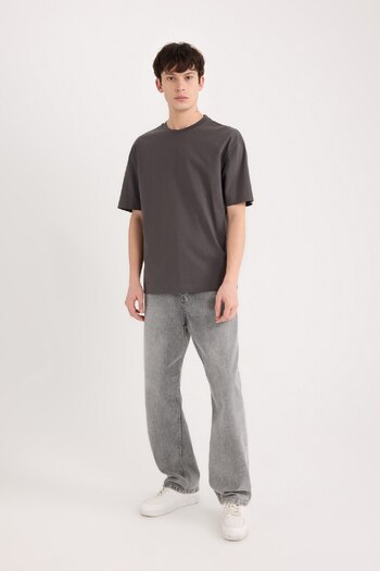 DeFacto 100% Cotton Boxy Fit Crew Neck Basic Plain Short Sleeve T-Shirt D6070Ax25Sp