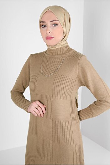 Alvina Knitwear Tunic - Turtleneck, Model 44063