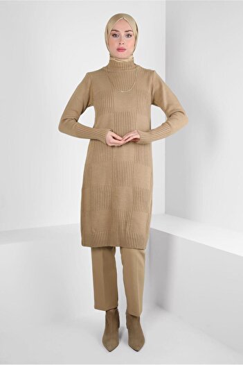 Alvina Knitwear Tunic - Turtleneck, Model 44063