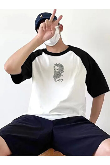 Pasage Azurco Oversize Plato Printed Black Tshirt