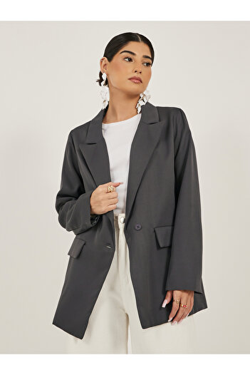 Styli Notch Label Neck Single Breasted Blazer