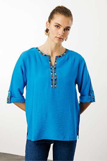 Desen Triko Women's Open Collar Collar Ethnic Embroidered Shirt Saks
