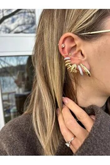 CHARMLUCKY Steel Multi Look Stud Earrings