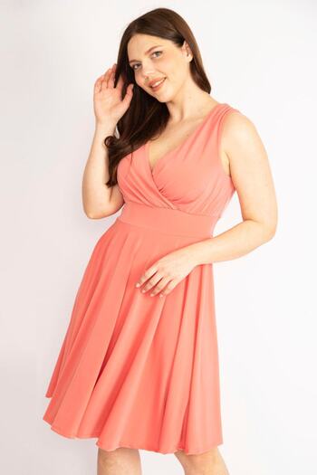 Şans Women's Pomegranate Large Size Wraped Collar Back Waist Rubber Detailed Dress 65n36256