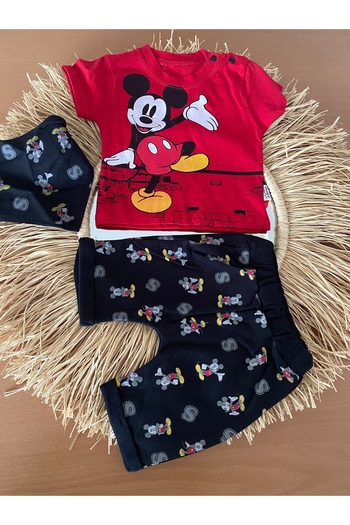 EBRU ÖZÖRGÜCÜ Boy's Shorts, Tshirt and Kerchief Suit