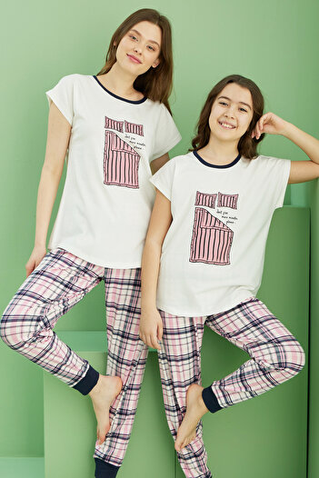 Siyah İnci Ecru Patterned Cotton Crew Neck Knitted Pajama Set 25117065