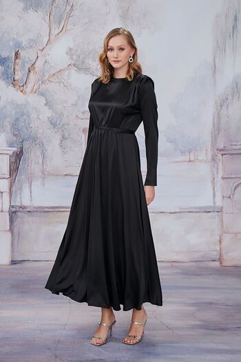 Birgül Bektaş Satin Padded Black Dress