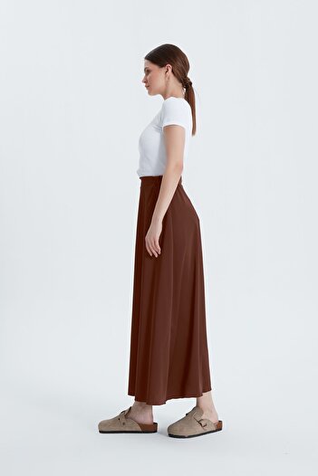 Birgül Bektaş Brown Satin Skirt
