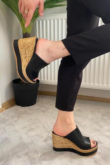 Preshley Women's Morgan Black Skin 10 cm Wedge Cork Sole Slippers K-500