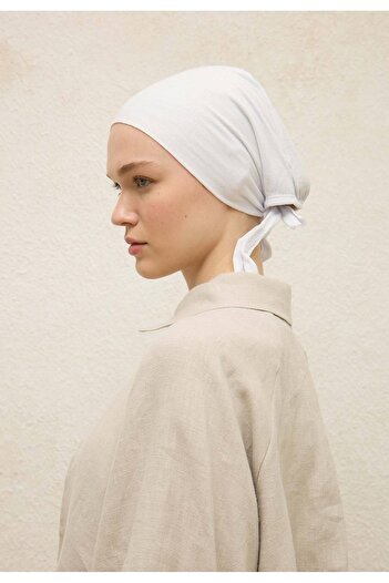 Fresh White Plain Seamless Eva Bonnet