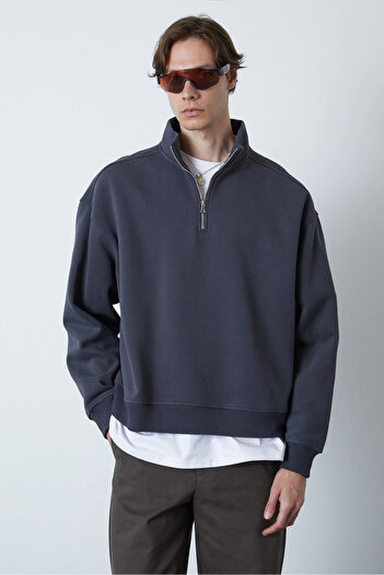 Beyyoglu Dik Yaka Oversize Sweatshirt