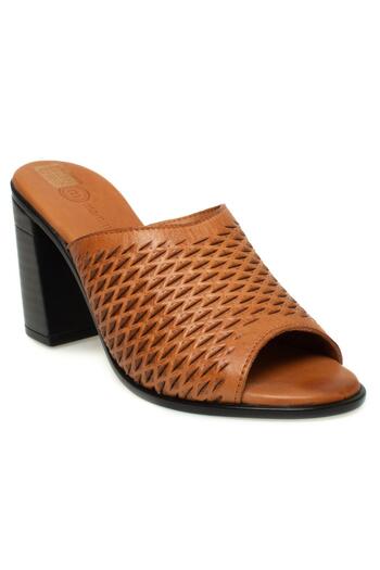 Mammamia D24Yt-2370Z Heeled Tan Women's Slippers