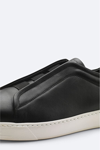 Avva Men's Black 100% Leather Flexible Sole Lightweight Casual Shoes A51Y8001