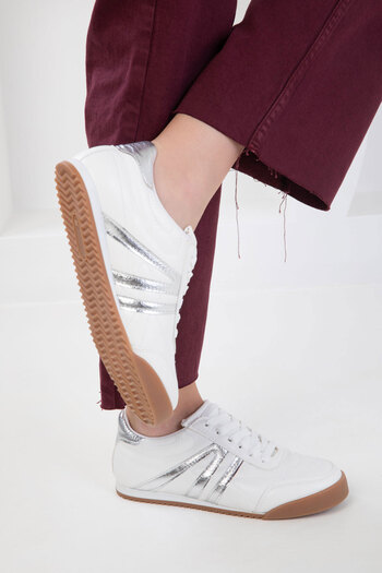 SOHO White Women's Sneaker 20500
