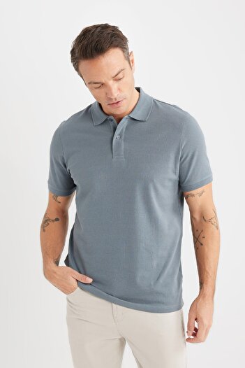 DeFacto 100 % Baumwolle, reguläre Passform, kurzärmeliges Basic-Polo-T-Shirt aus einfarbigem Piqué-Stoff C1293ax25sp