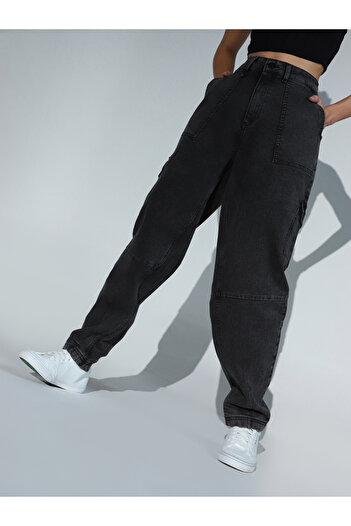 Hubberholme By Styli Relaxed Fit Cargo Jeans