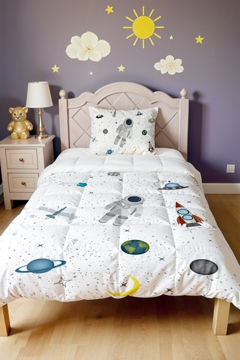 EVPANYA White Space Little Astronaut Patterned Single Quilt and Pillowcase