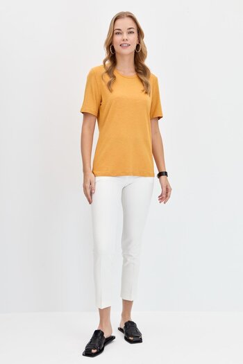 Desen Triko Women's Crew Neck Flamed Fabric Combed Cotton T-Shirt Mustard