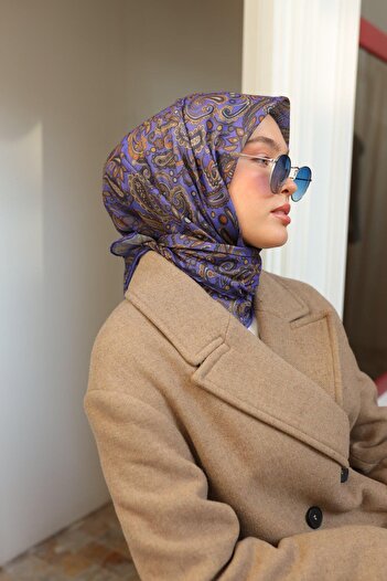 Silk Home 73071-05 Model Soft Scarf