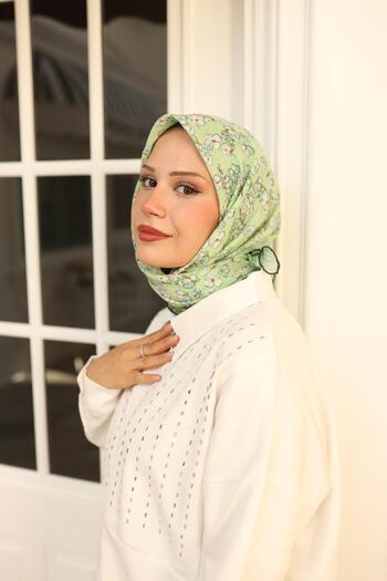 Silk Home 73065-31 Model Soft Scarf