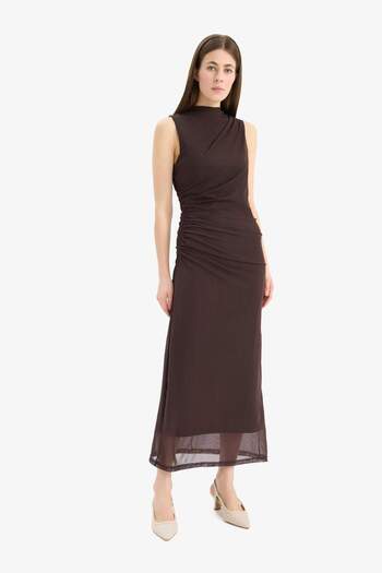 DeFacto Bodycon Vücudu Saran Yarım Balıkçı Yaka Basic Düz Tül Kolsuz Maxi Abiye Elbise C3519ax25sp