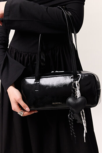 Manuka Black French Baguette Bag