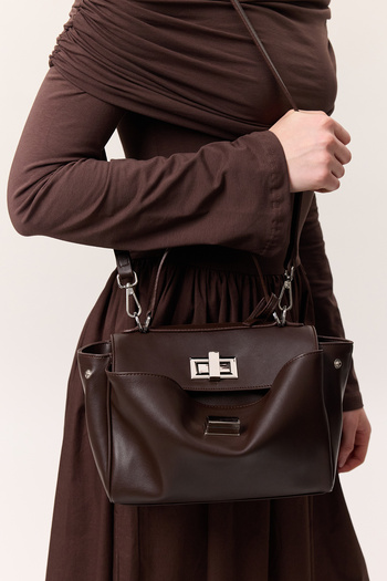 Manuka Light Brown Arte Shoulder Bag