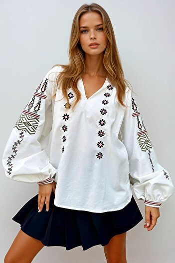 VAGGON Women's White Judge Collar Embroidered Balloon Sleeve Poplin Woven Blouse Prmx12141
