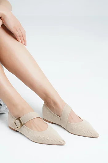 Beyond Women's Skin Buckle Low Heeled Pointed Toe Knitwear Ballerinas Byndkp208