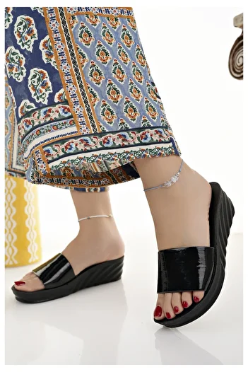 Modafırsat Women's Daily Slippers Black Stylish Comfortable Home Sea Beach Dowry Bundle Out Slippers
