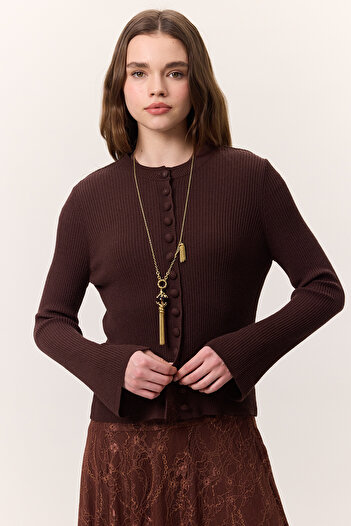 Manuka Small Button Knitwear - Khârja Kafr Elî Ali Modası (Khajar)