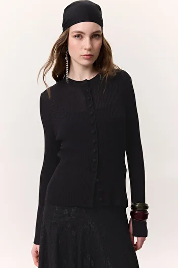 Manuka Small Buttoned Knitwear Cardigan, Black