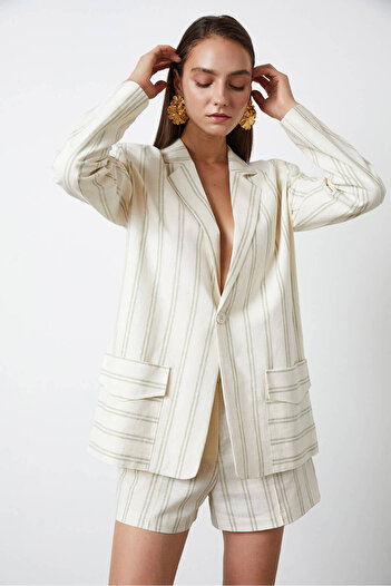 Beyyoglu Oversize ριγέ μπλέιζερ