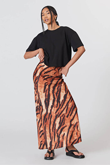 Beyyoglu Patterned Satin Fish Skirt