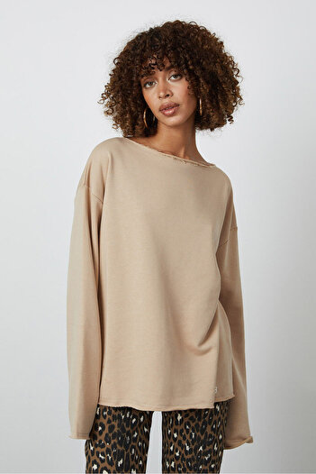 Beyyoglu Kayık Yaka Oversize Sweatshirt