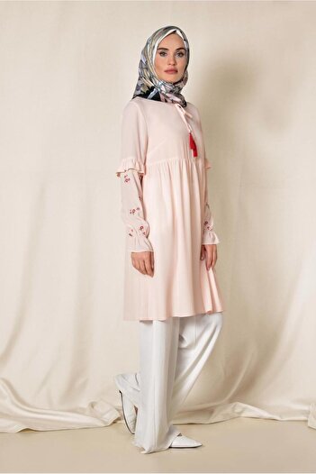 Alvina Embroidered Sleeves Bol Cut Tunic 4274