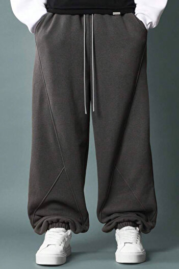 North London Men's Three Thread Anthracite Oversize Sweatpants with French Piece Detail
