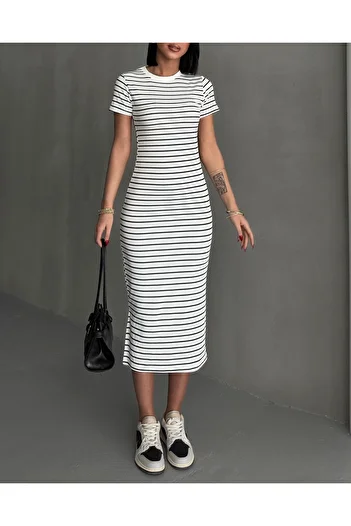 BEJNA Weißes, gestreiftes, dehnbares, langes Strickkleid für Damen mit Schlitz