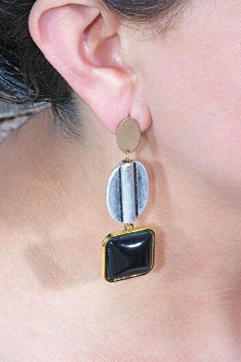 ÖZÜM TAKI Women's Dangle Black White Natural Stone Colored Earrings Gold