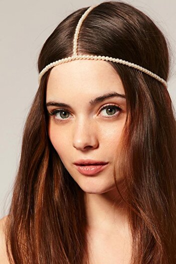 New Obsessions White Pearl Forehead Hair Accessory for Special Occasions