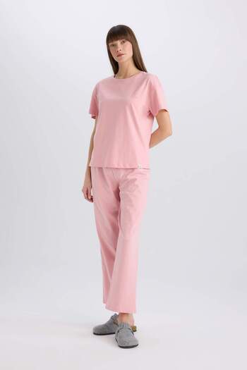 DeFacto Pajama Set for Fall in Love - Crew Neck, Short Sleeve, Top Elastic Waist, Long Bottom E5820Ax25