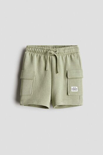 H&M Sweatshirt cargo shorts