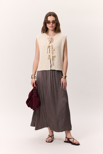 Manuka Crush Satin Skirt Vizon Shoes