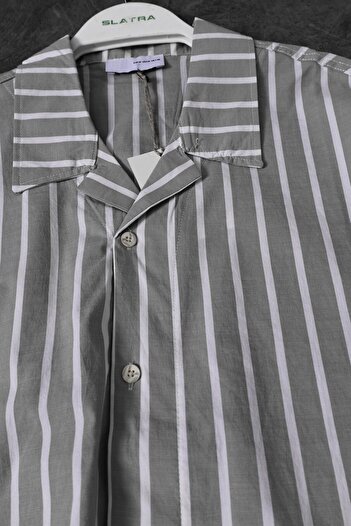 Slatra Men's Khaki Thick Striped Oversize Short Sleeve Shirt