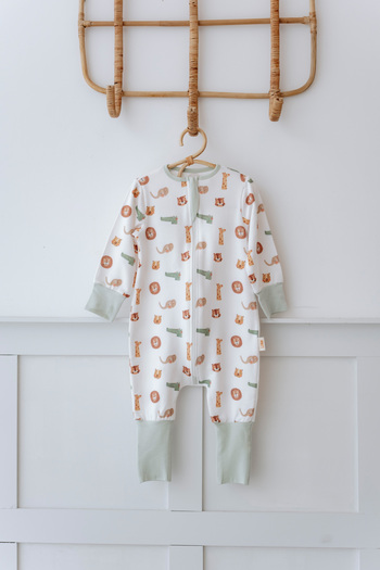 Lollie Baby&Kids Baby Sleeping Bag Safari Animals Motif 1.0 Tog Modal Cotton