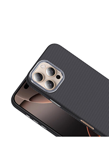 Rivor Apple iPhone 16 Pro Max Kılıf Kamera Çıkıntılı Magsafe Şarj Özellikli Karbon Fiber Görünümlü Kapak